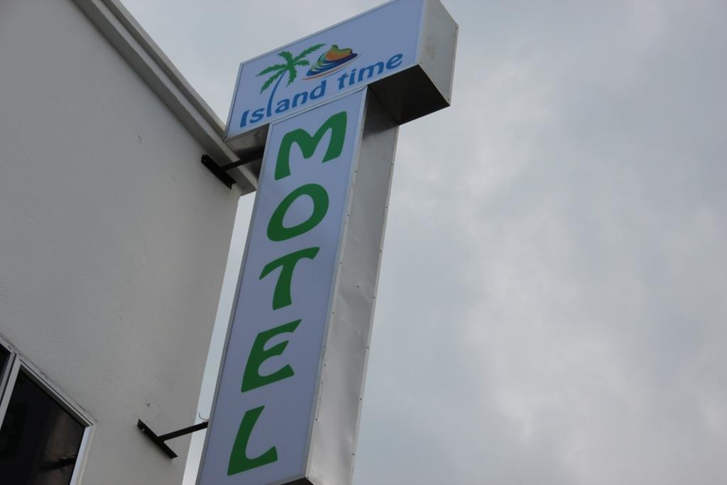 Island Time Motel Kuah Exterior foto